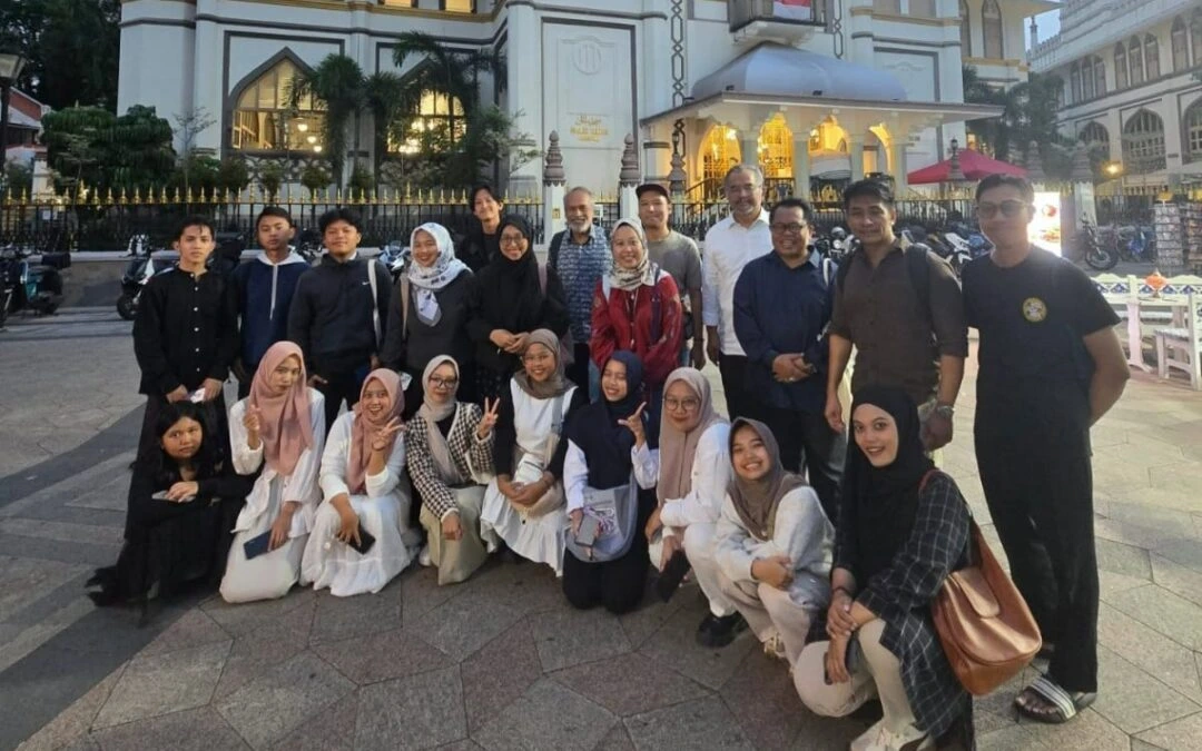 Perluas Wawasan Global Mahasiswa, ISIF Cirebon Lakukan Kunjungan ke Dialogue Centre Singapura